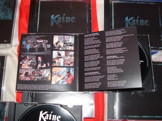 185571_213810988666270_3271130_n